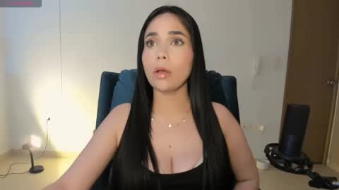 Snapshot of cyborgmuse chatting on 10/18/25, 06:26 cyborgmuse online show from 10/18/25, 06:26