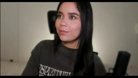 Snapshot of cyborgmuse chatting on 11/05/25, 01:49 cyborgmuse online show from 11/05/25, 01:49