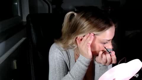 cymaishere online show from 10/18/25, 05:35