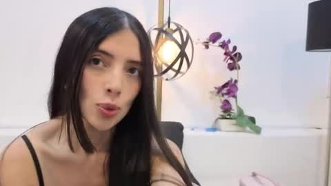 Snapshot of cynthia1fox chatting on 03/31/26, 02:57 Cynthia1fox online show from 03/31/26, 02:57