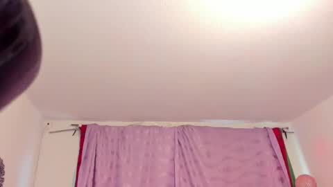 Cynthia online show from 11/12/25, 01:33