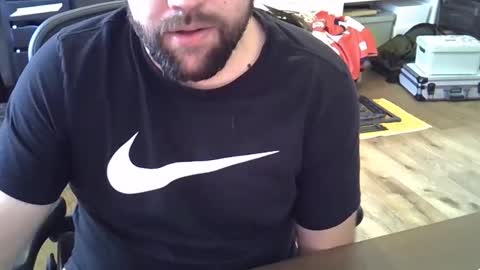 cyrsug online show from 11/14/25, 11:31