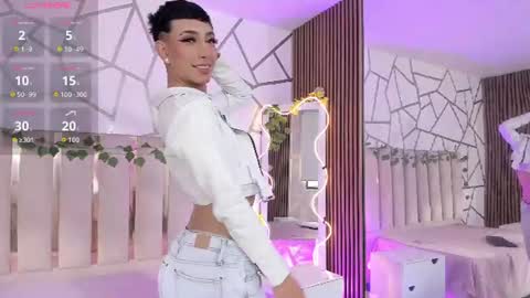 Snapshot of cyrus_tay chatting on 06/19/26, 08:01 cyrus_tay online show from 06/19/26, 08:01