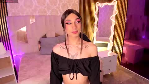 Snapshot of cyrus_tay chatting on 07/19/26, 04:27 cyrus_tay online show from 07/19/26, 04:27
