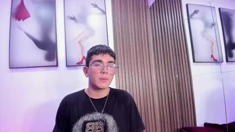 cyrus online show from 11/11/25, 11:27