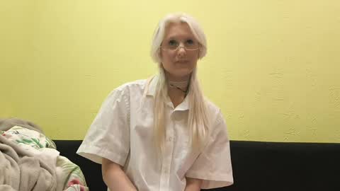 Snapshot of cythiacrutcher chatting on 06/01/26, 07:15 Emily online show from 06/01/26, 07:15