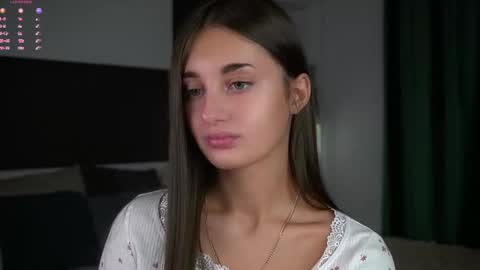 Isabella online show from 03/01/25, 01:11