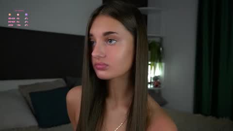 Isabella online show from 03/07/25, 01:09