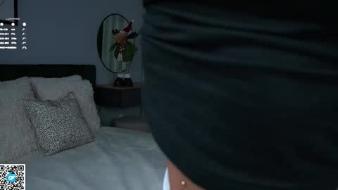 Isabella online show from 02/08/26, 01:09