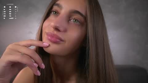Snapshot of czamabech chatting on 07/16/26, 11:22 Isabella online show from 07/16/26, 11:22