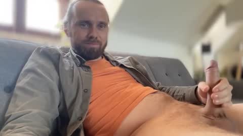 Snapshot of d0n_gi0vanni chatting on 03/03/25, 11:22 d0n_gi0vanni online show from 03/03/25, 11:22