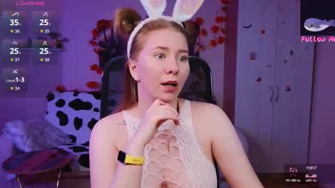 Donna online show from 10/22/25, 09:47