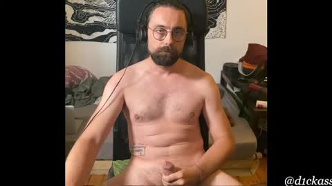 Snapshot of d1ckass chatting on 09/20/25, 03:35 d1ckass online show from 09/20/25, 03:35