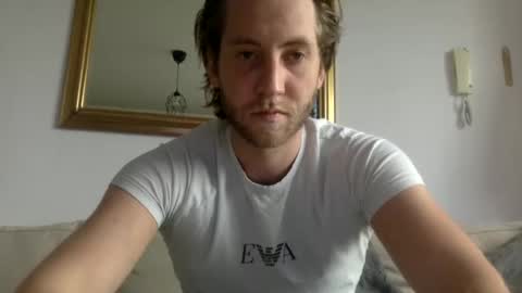 d3nnis_123 online show from 02/15/25, 02:33