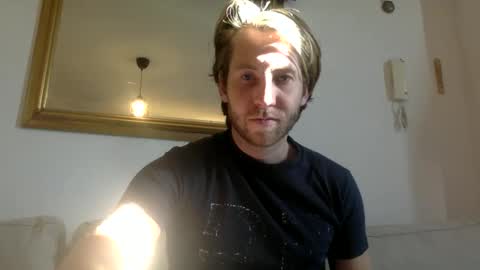 d3nnis_123 online show from 02/17/25, 02:26