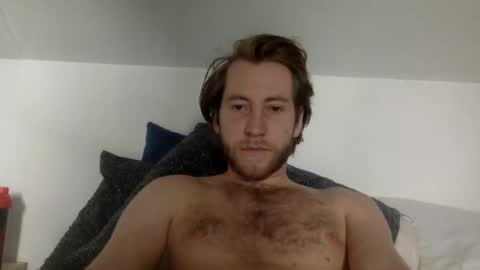 d3nnis_123 online show from 02/28/25, 10:09