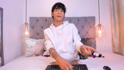 Darked online show from 09/10/25, 04:56