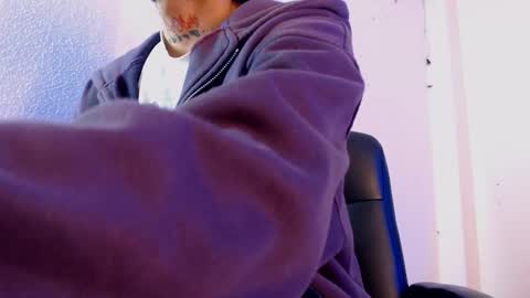 Snapshot of d4ni_king chatting on 12/19/25, 02:51 d4ni_king online show from 12/19/25, 02:51