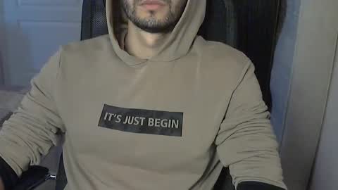 Snapshot of d_____________k chatting on 09/21/25, 08:27 Dolce online show from 09/21/25, 08:27