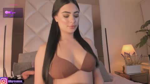 Kim online show from 11/14/25, 04:33