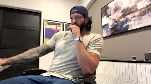 Snapshot of d_michael12 chatting on 03/03/26, 03:01 David Michael online show from 03/03/26, 03:01