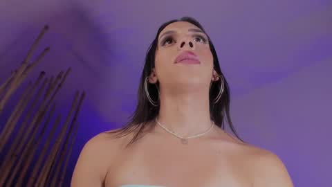 Snapshot of d_varisheli chatting on 12/29/24, 01:28 Dan online show from 12/29/24, 01:28