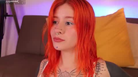 Snapshot of daarlene chatting on 03/21/26, 11:48 Darlene online show from 03/21/26, 11:48