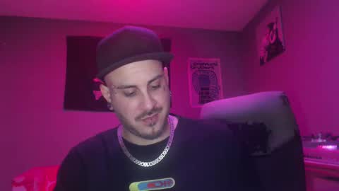 Snapshot of dabirdfree chatting on 12/08/24, 03:45 Destroyer online show from 12/08/24, 03:45