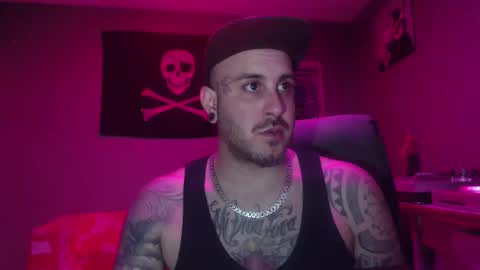 Snapshot of dabirdfree chatting on 12/21/24, 11:34 Destroyer online show from 12/21/24, 11:34