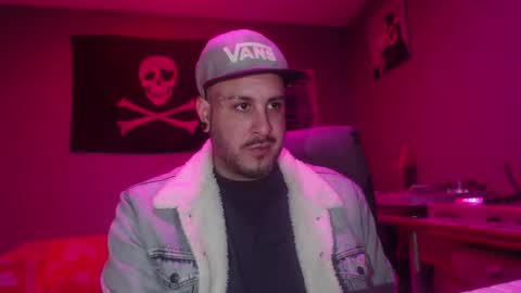 Snapshot of dabirdfree chatting on 01/04/25, 08:59 Destroyer online show from 01/04/25, 08:59