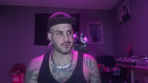 Snapshot of dabirdfree chatting on 02/09/25, 07:30 Destroyer online show from 02/09/25, 07:30