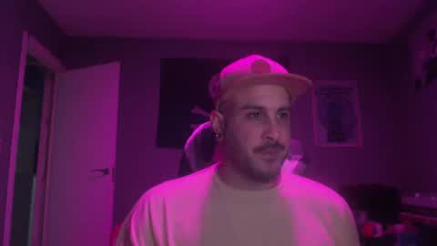 Snapshot of dabirdfree chatting on 02/20/25, 03:45 Destroyer online show from 02/20/25, 03:45