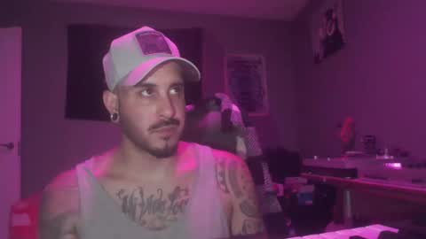 Snapshot of dabirdfree chatting on 09/20/25, 11:50 Destroyer online show from 09/20/25, 11:50