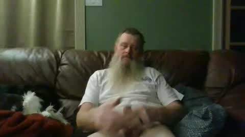 dachshund01 online show from 10/24/25, 03:14