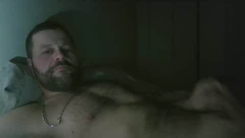 Snapshot of dadahard1 chatting on 11/27/25, 06:26 dadahard1 online show from 11/27/25, 06:26