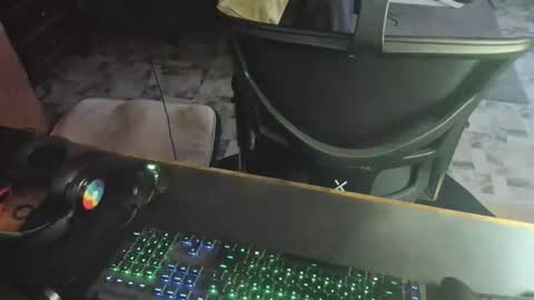 Snapshot of dadbodfatrod chatting on 02/25/26, 12:53 Daddy online show from 02/25/26, 12:53