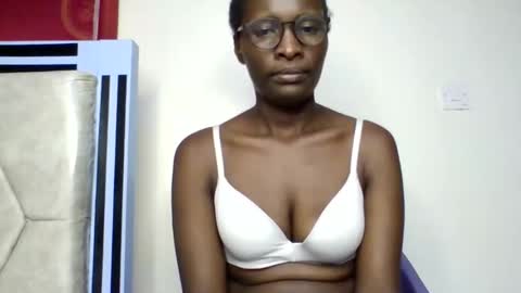 Snapshot of daddies_lover chatting on 03/26/26, 02:06 Goddess online show from 03/26/26, 02:06