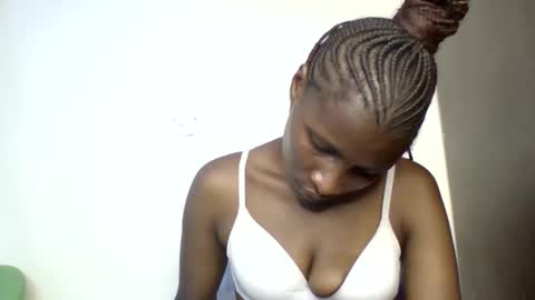 Snapshot of daddies_lover chatting on 04/11/26, 11:14 Goddess online show from 04/11/26, 11:14