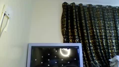 Snapshot of daddies_lover chatting on 04/19/26, 06:10 Goddess online show from 04/19/26, 06:10