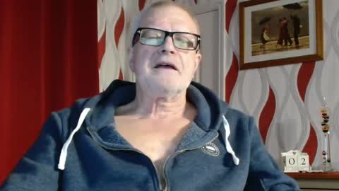 Snapshot of daddiescockforyou chatting on 01/02/25, 08:46 Brian ... online show from 01/02/25, 08:46