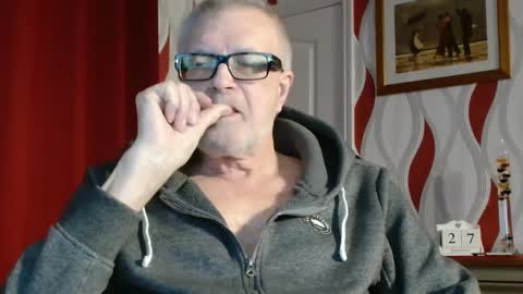 Snapshot of daddiescockforyou chatting on 01/27/25, 08:49 Brian ... online show from 01/27/25, 08:49