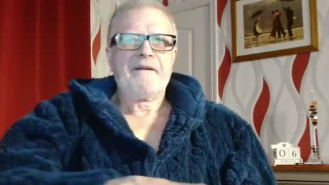 Snapshot of daddiescockforyou chatting on 02/06/25, 08:56 Brian ... online show from 02/06/25, 08:56