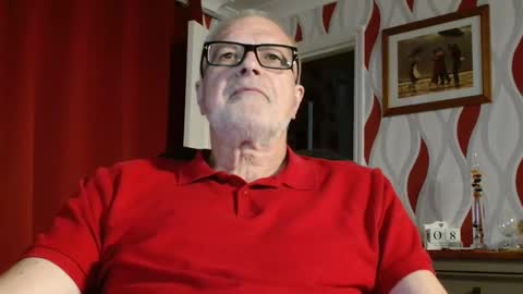 Snapshot of daddiescockforyou chatting on 09/08/25, 07:57 Brian ... online show from 09/08/25, 07:57