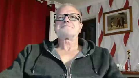 Snapshot of daddiescockforyou chatting on 09/15/25, 07:58 Brian ... online show from 09/15/25, 07:58