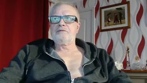 Snapshot of daddiescockforyou chatting on 03/04/26, 09:10 Brian ... online show from 03/04/26, 09:10