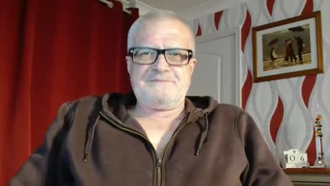 Snapshot of daddiescockforyou chatting on 05/06/26, 08:03 Brian ... online show from 05/06/26, 08:03