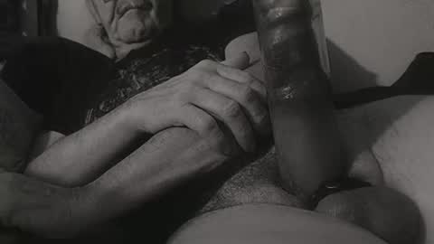 daddiesmonstercock online show from 01/04/25, 03:50