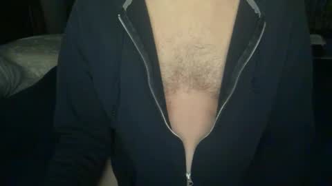 Snapshot of daddnextdoor chatting on 03/11/26, 05:35 daddnextdoor online show from 03/11/26, 05:35