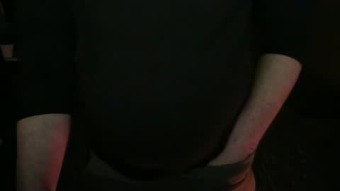 Snapshot of daddnextdoor chatting on 04/12/26, 04:17 daddnextdoor online show from 04/12/26, 04:17