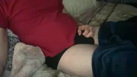 Snapshot of daddnextdoor chatting on 04/21/26, 03:02 daddnextdoor online show from 04/21/26, 03:02